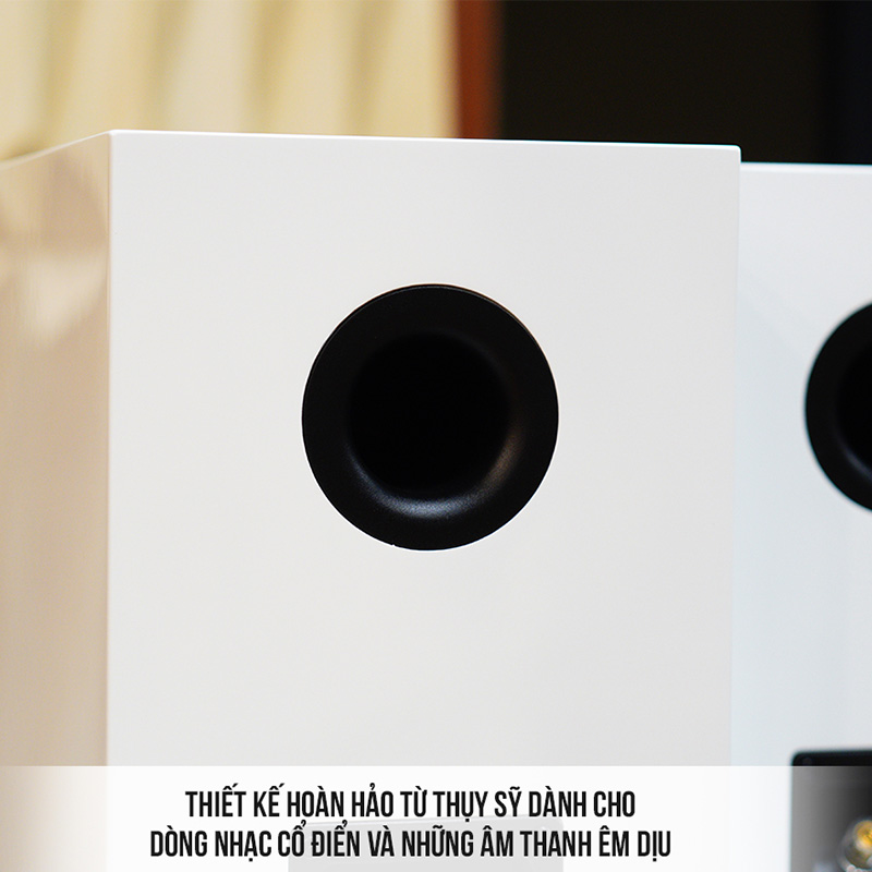 Cổng phản xạ âm trên Loa Piega Classic 3.0 White piano
