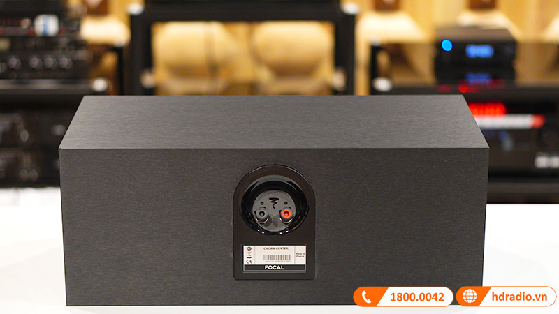 Mặt sau loa Focal Chora Center