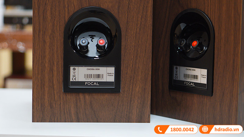  Loa bookshelf Focal Chora 806