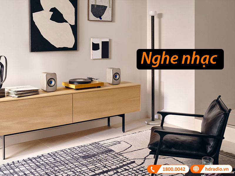 nghe nhạc với KEF LSX II