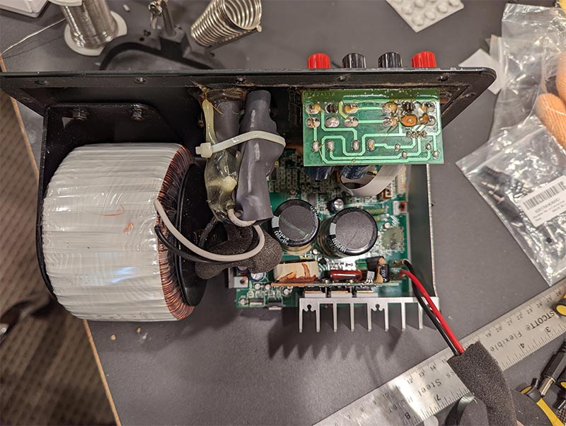 Loa sub Deffinitive Technology ProSub 1000