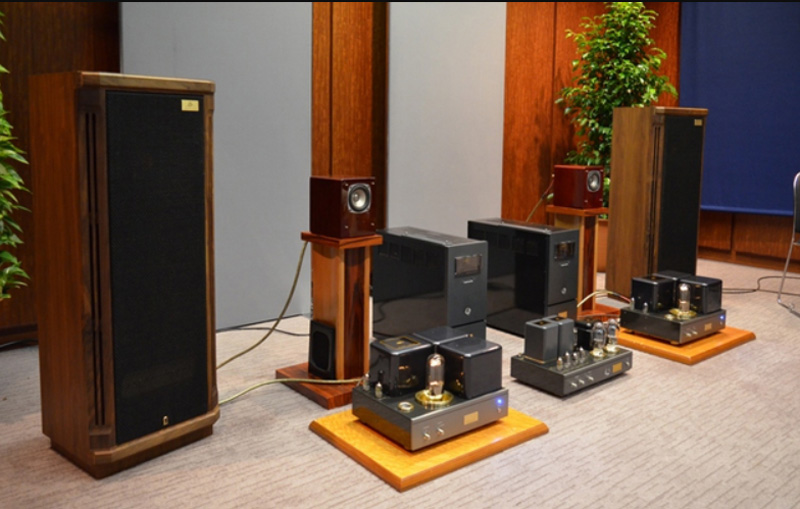 Loa đứng Tannoy Turnberry GR