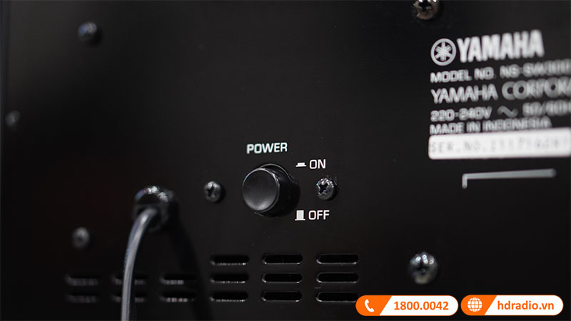 loa-yamaha-ns-sw300-13