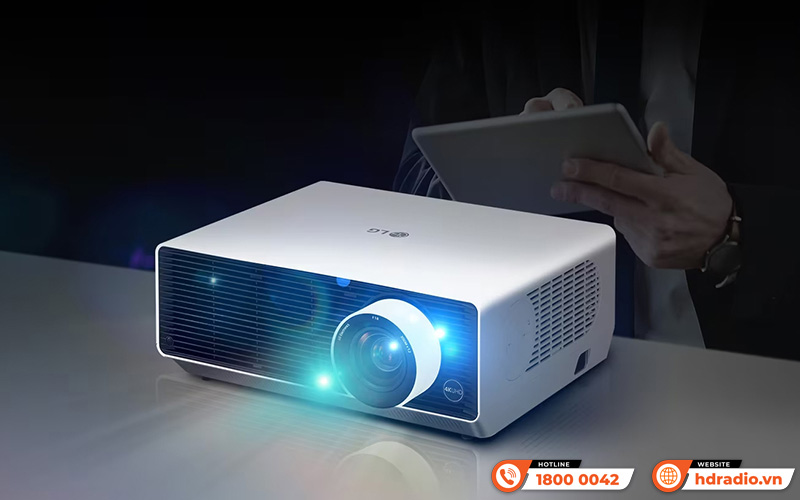 Máy chiếu 4K LG BU53RG
