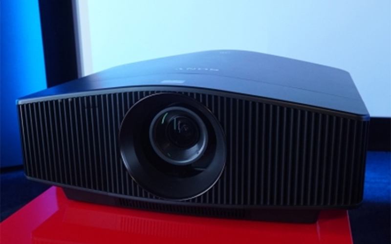 Tính năng Digital Focus Optimiser trên máy chiếu VPL VW798ES 