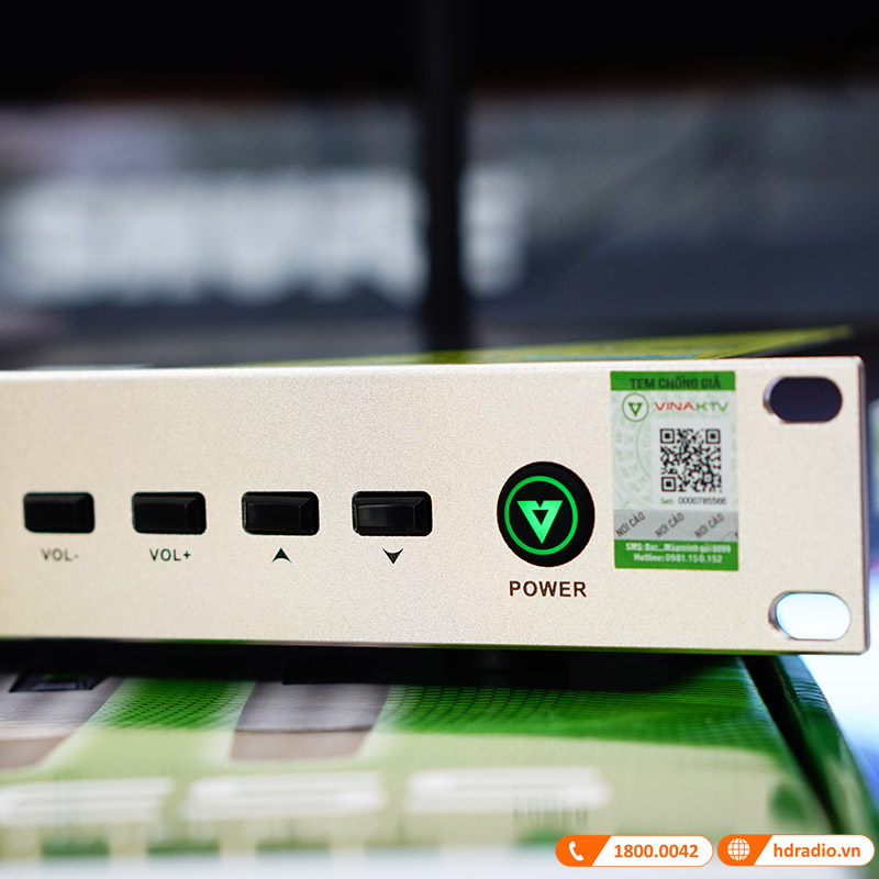 Micro không dây VinaKTV S500 Plus, Cảm Biến Tự Ngắt, Có Khả Năng Dò Sóng Sạch-6