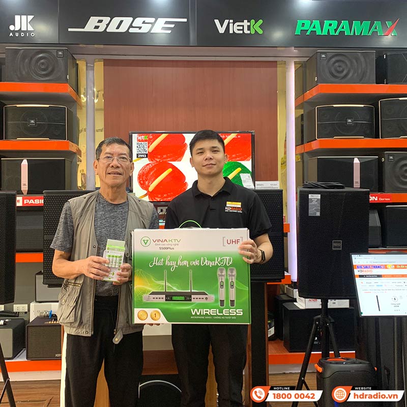 Micro không dây VinaKTV S500 Plus, Cảm Biến Tự Ngắt, Có Khả Năng Dò Sóng Sạch-18