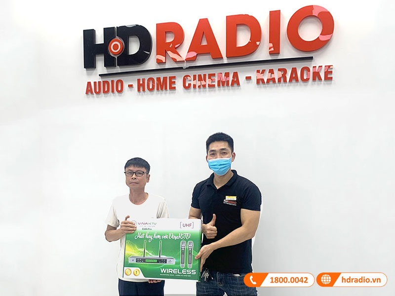 khách hàng mua micro không dây VinaKTV S500 PRO khách hàng mua micro không dây VinaKTV S500 PRO