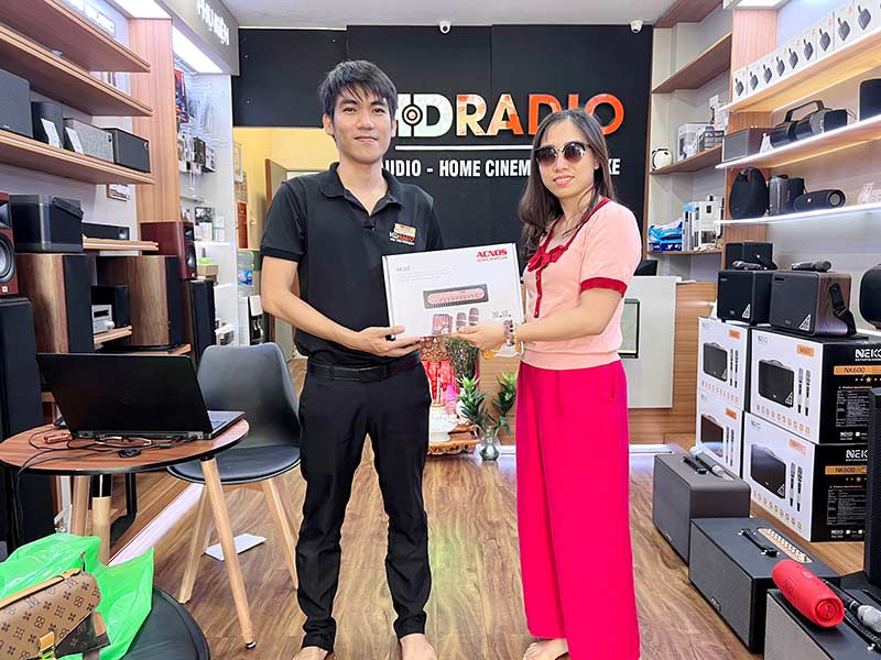 khách hàng mua vang số chỉnh cơ Acnos Mi30 tại HDRadio