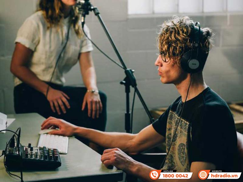 Bàn Mixer Soundcraft Notepad 12FX