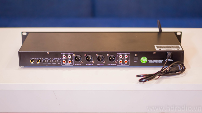 vang-co-ja-tf6-pro-mat-sau