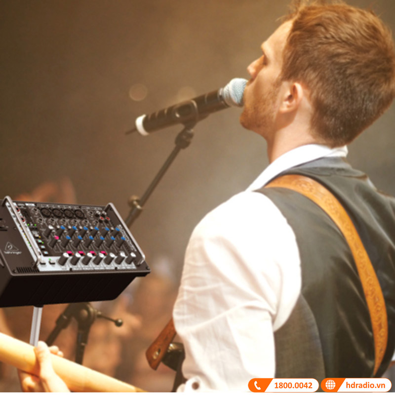 am thanh Ban mixer Behringer PMP 500MP3