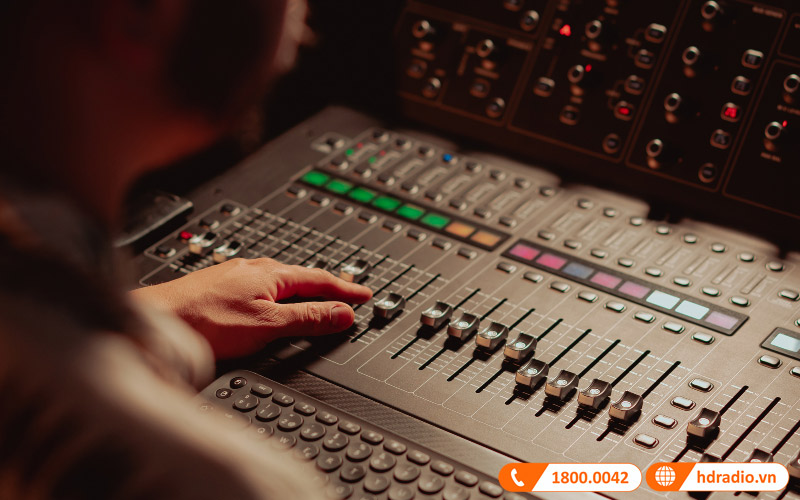 Bàn Mixer Yamaha MG20XU