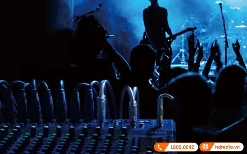 Bàn Mixer Yamaha MG20XU