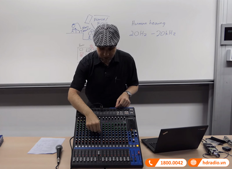 Bàn Mixer Yamaha MG20XU