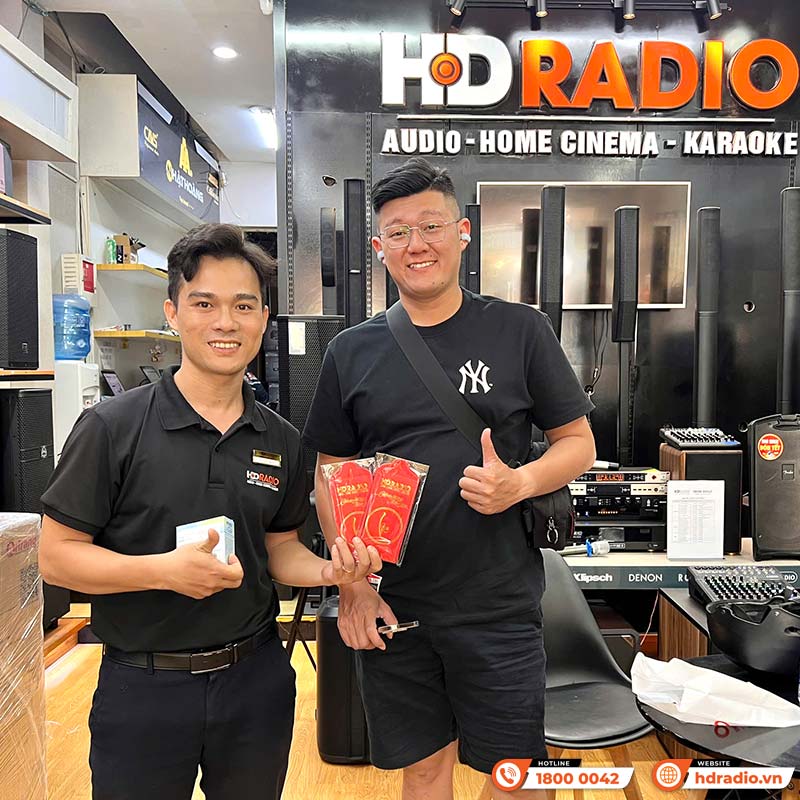 khách hàng mua Tai Nghe Bose Ultra Open Earbuds chính hãng tại hdradio