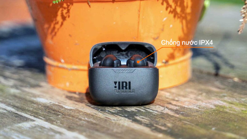 Tai Nghe Chống Nước JBL Tune 230NC