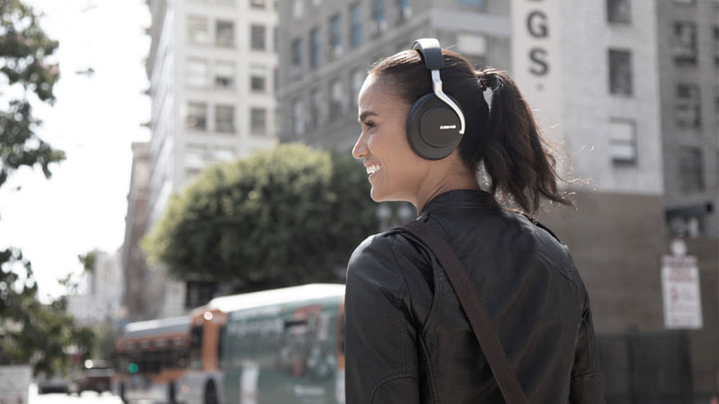 Tai nghe chụp tai Shure Aonic 50