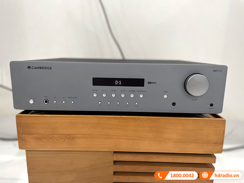 Dàn nghe nhạc NN86 của anh Hà ở Bắc Từ Liêm, Hà Nội Dàn nghe nhạc NN86 của anh Hà ở Bắc Từ Liêm, Hà Nội