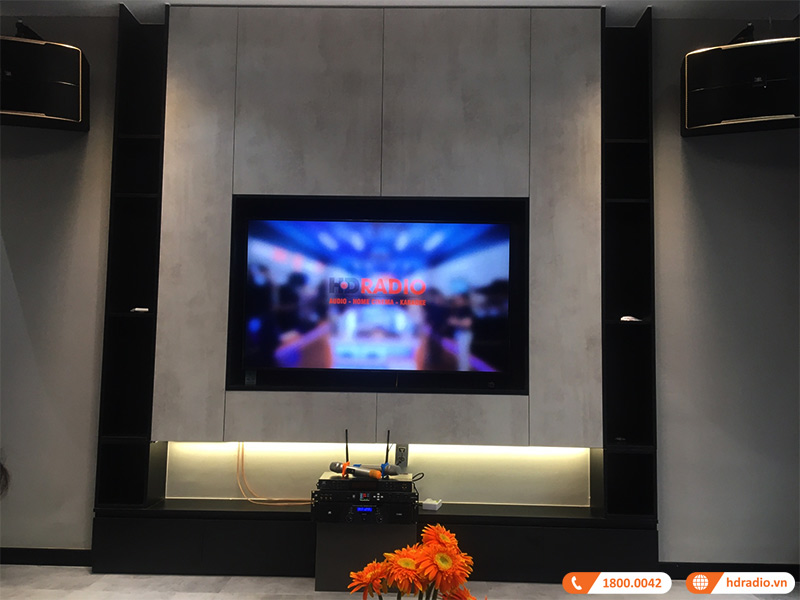 Dan karaoke gia dinh anh Hien