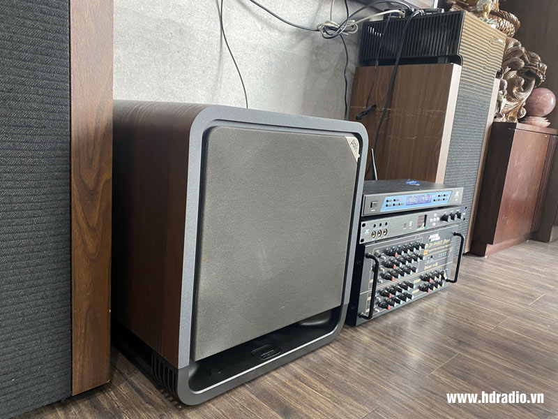 nang-cap-dan-karaoke-anh-hien-o-time-city-hn1