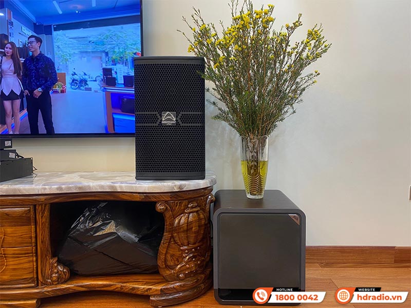 Dàn karaoke chất lượng của anh Hiển ở Tây Hồ, Hà Nội