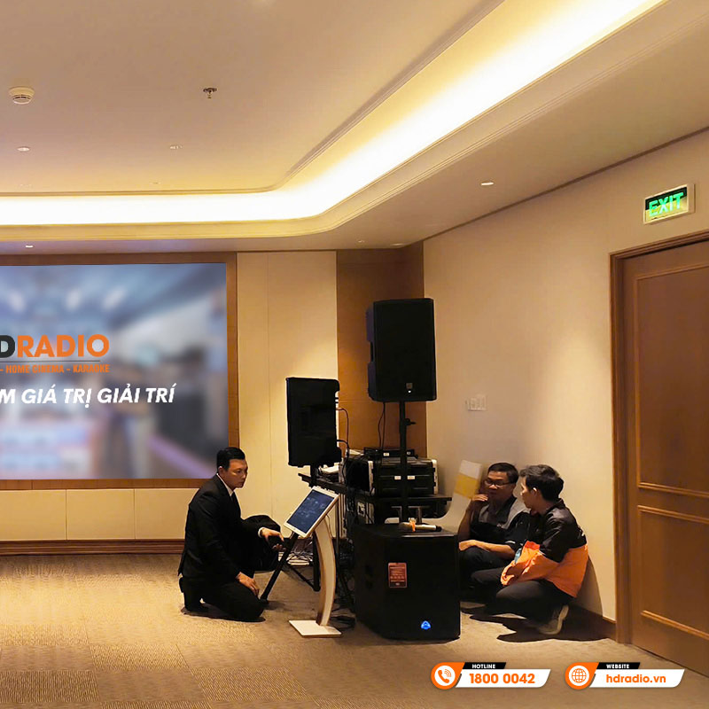 Dàn âm thanh sân khấu biểu diễn của anh Hưng ở Quận 3, TP.Hồ Chí Minh Dàn âm thanh sân khấu biểu diễn của anh Hưng ở Quận 3, TP.Hồ Chí Minh