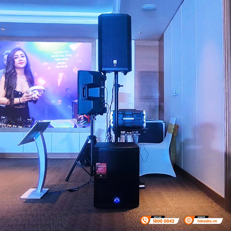 Dàn âm thanh sân khấu biểu diễn của anh Hưng ở Quận 3, TP.Hồ Chí Minh Dàn âm thanh sân khấu biểu diễn của anh Hưng ở Quận 3, TP.Hồ Chí Minh