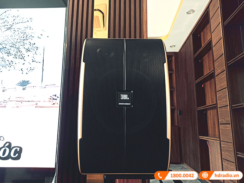 lap dan karaoke dinh cao tri gia 72 trieu dong cho anh hung o tay ninh