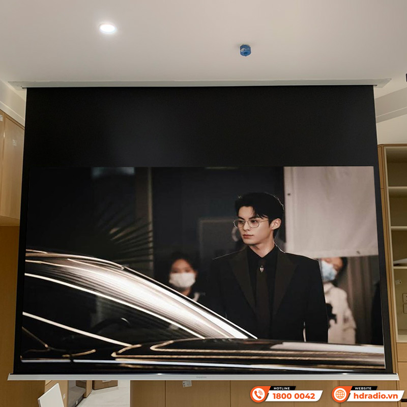 Hệ thống trình chiếu của anh Long ở Quận Tây Hồ, Hà Nội Hệ thống trình chiếu của anh Long ở Quận Tây Hồ, Hà Nội