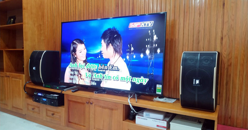 Lắp dàn karaoke cho anh Minh quận Hà Đông, Hà Nội (Loa JBL Pasion 10, Cục công suất JKAudio H2400, Vang cơ JA TF6 Pro, Micro không dây JKAudio B3 Plus)