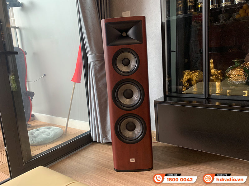 Dàn nghe nhạc và hát karaoke của anh Quân ở Cầu Giấy, Hà Nội