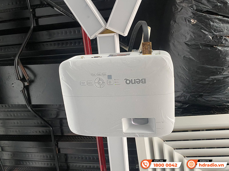 Hệ thống âm thanh, trình chiếu phòng học của anh Quốc ở Quận Tân Bình, Hồ Chí Minh