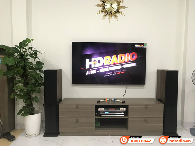 Dàn karaoke của chú Hoàn ở Cầu Giấy, Hà Nội