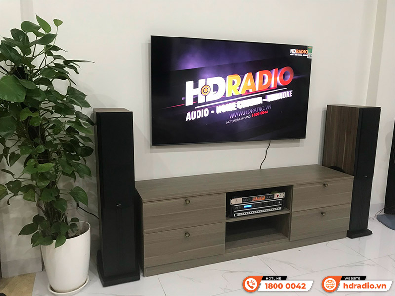 Dàn karaoke của chú Hoàn ở Cầu Giấy, Hà Nội