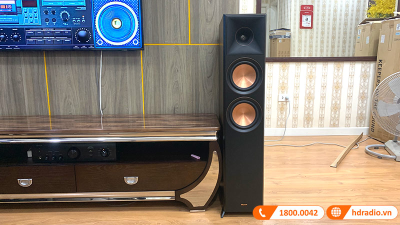 Đặc biệt nhằm hỗ trợ tối đa cho anh Tuấn, HDRadio miến phí hoàn toàn công lắp đặt vận chuyển cũng như setup miễn phí trực tiếp tại Dàn nghe nhạc của gia đình anh có giá trị lên tới gần 3 triệu đồng.