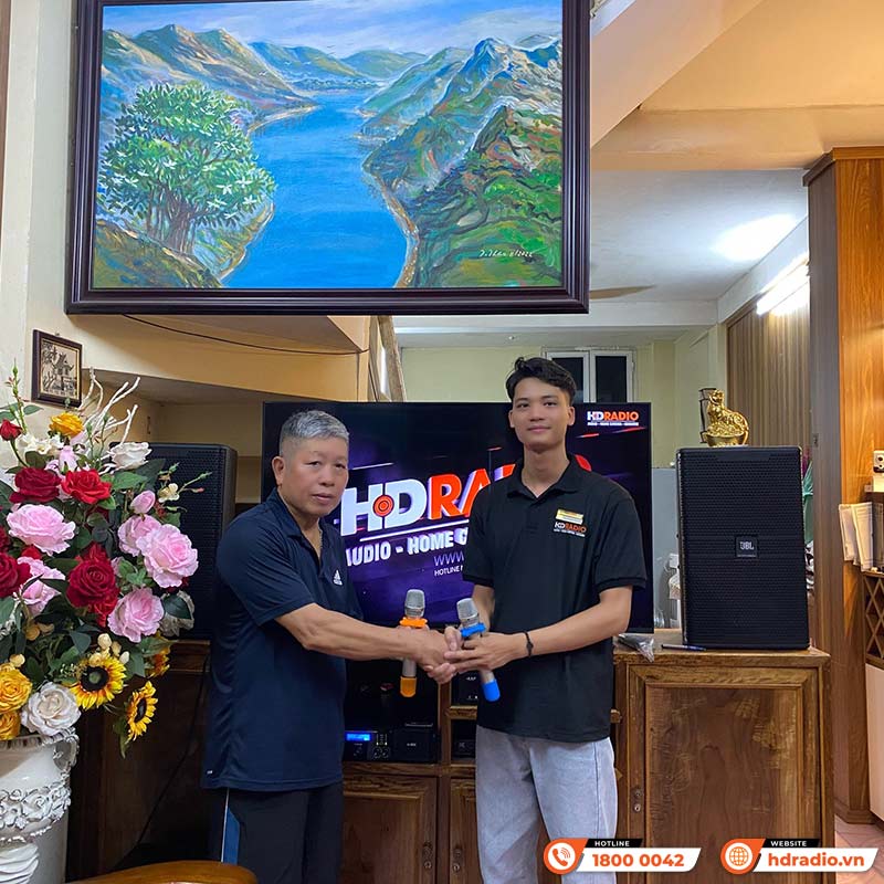 Dàn karaoke của chú Tiến ở Cầu Giấy, Hà Nội