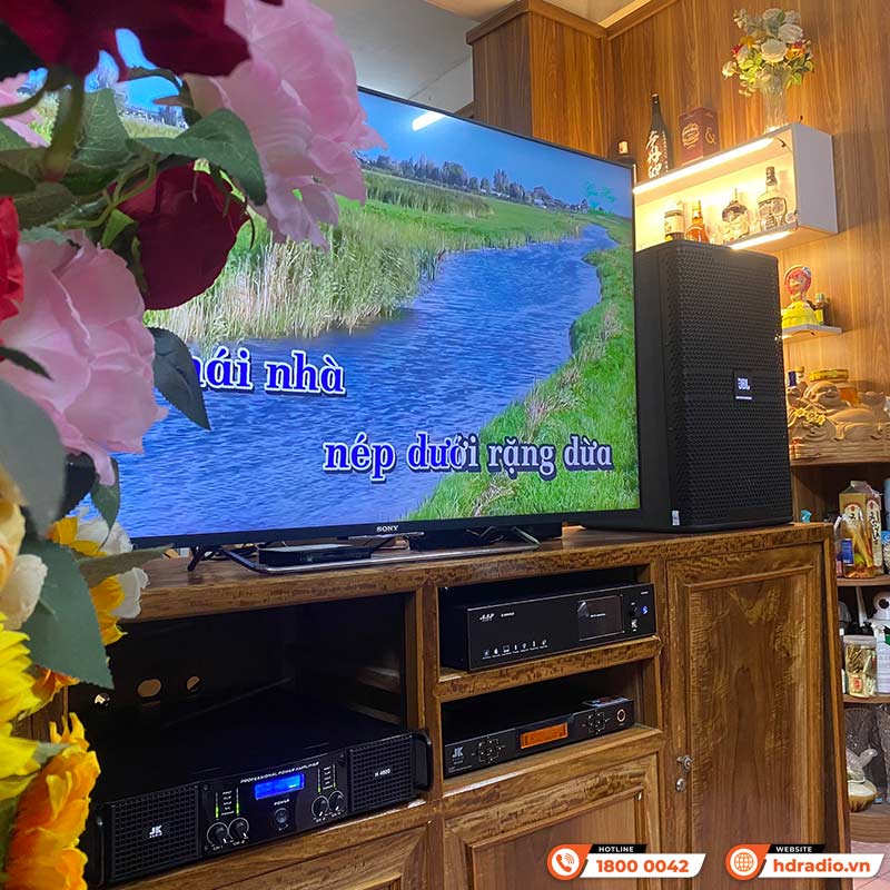 Dàn karaoke của chú Tiến ở Cầu Giấy, Hà Nội