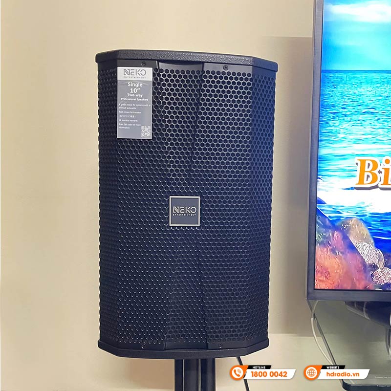 Dàn karaoke của cô Nhân ở Thanh Xuân, Hà Nội Dàn karaoke của cô Nhân ở Thanh Xuân, Hà Nội