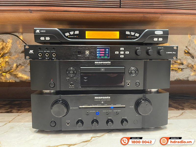 Dàn nghe nhạc và hát karaoke của cô Trang ở Thái Nguyên Dàn nghe nhạc và hát karaoke của cô Trang ở Thái Nguyên