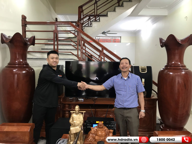 ảnh thực tế dàn âm thanh sử dụng Loa Sub Polk Audio HTS12