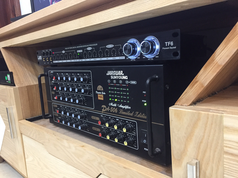 lap-dan-karaoke-gia-dinh-anh-son-o-nguyen-duc-canh-hoang-mai-hn2