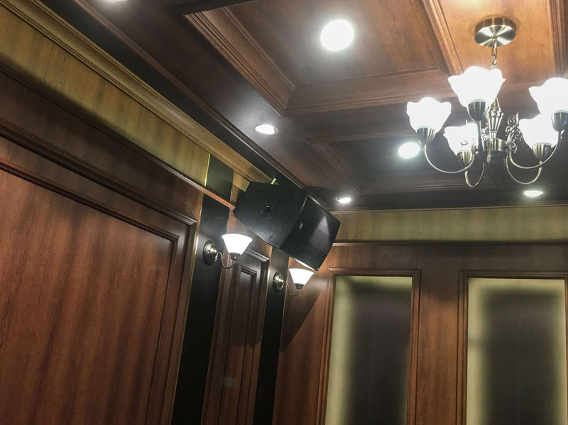 lap-dan-karaoke-gia-dinh-cau-thu-quang-hai-dong-anh-ha-noi-4