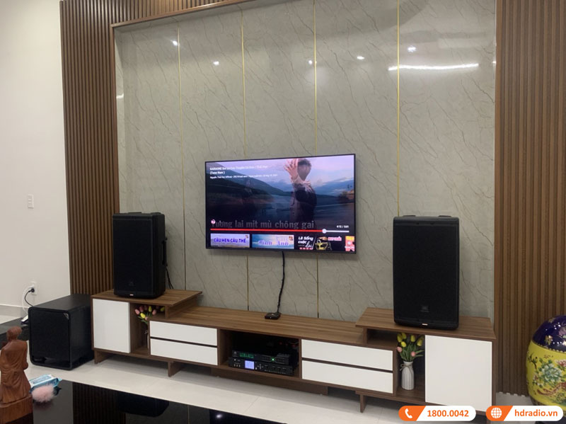 ảnh thực tế dàn âm thanh sử dụng Loa Sub Polk Audio HTS12