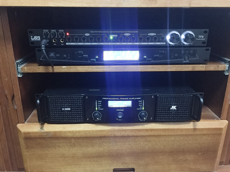 lap-dat-bo-dan-karaoke-vip-cho-chi-trang-truong-chinh-ha-noi (4)