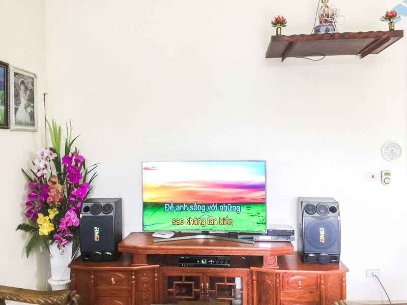 lap-tron-bo-dan-karaoke-cho-gia-dinh-anh-nam (1)