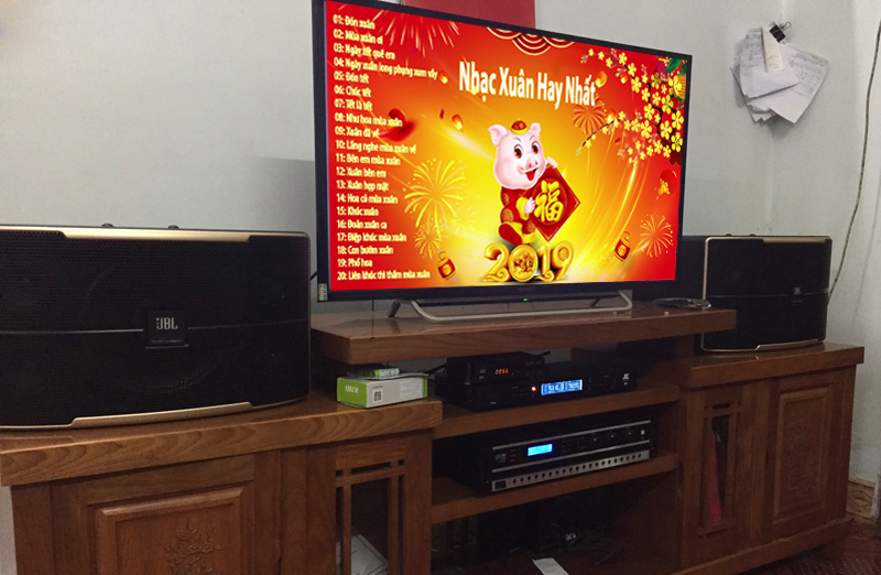 lap-dan-loa-jbl-cho-anh-son-tai-thach-ban5