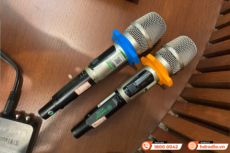 Ưu điểm của micro karaoke không dây với micro có dây