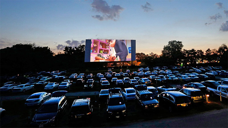 Trải nghiệm xem phim ngoài trời