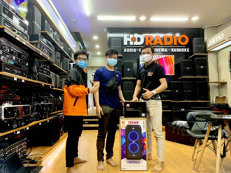 Showroom HDRadio quan 11